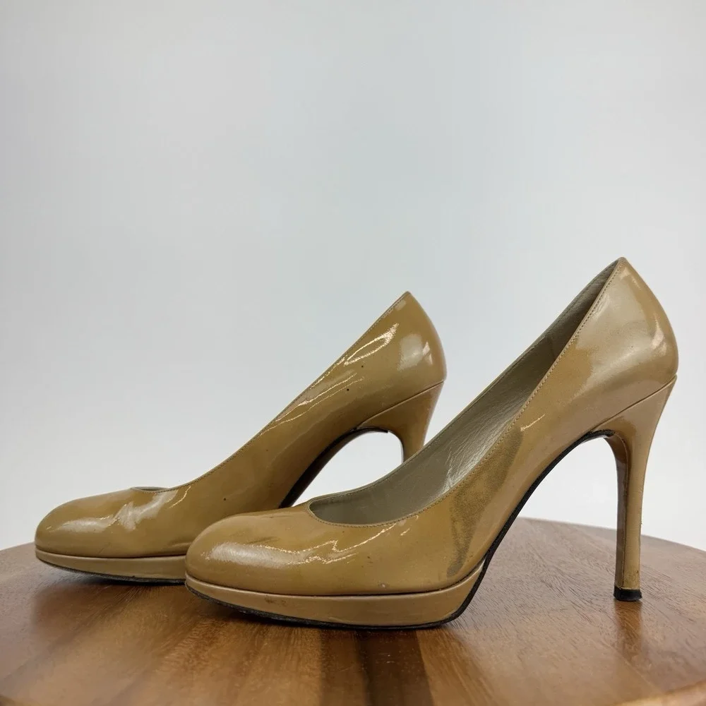Stuart Weitzman size narrow